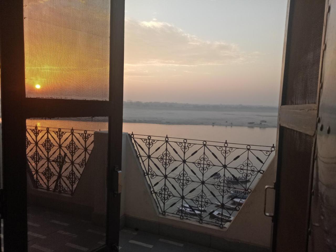 Scindhia Guest House Varanasi Exterior photo